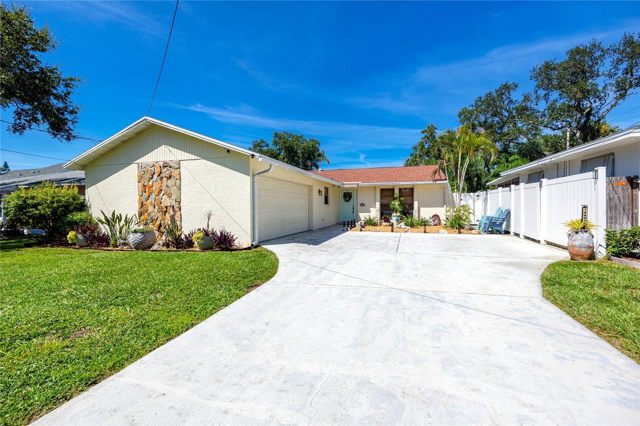 14803 Sunset Dr., Largo, FL 33774