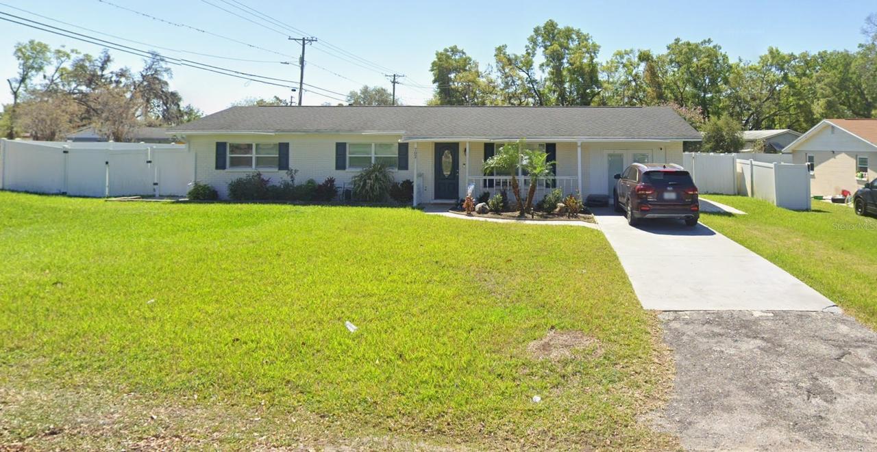 702 Camellia Ct., Seffner, FL 33584