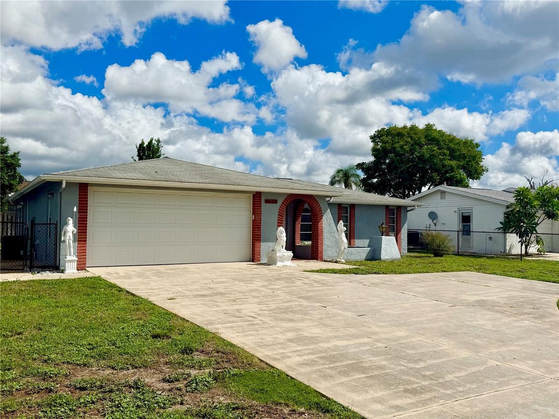 7625 Embassy Blvd., Port Richey, FL 34668