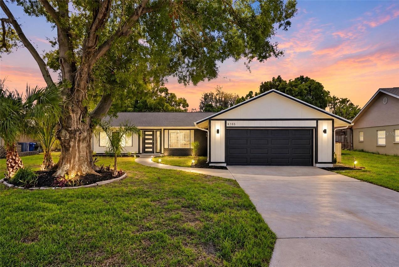 6703 Pointe West Blvd., Bradenton, FL 34209