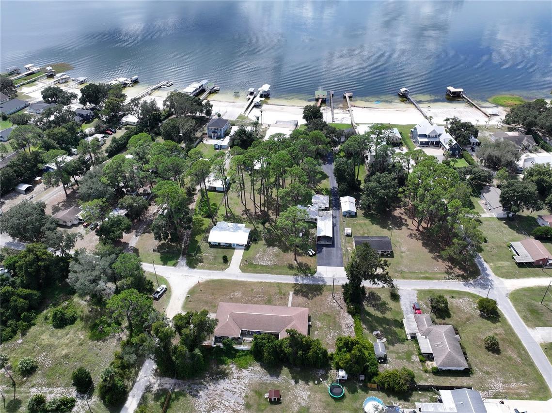 12394 SE 139th Ave., Ocklawaha, FL 32179