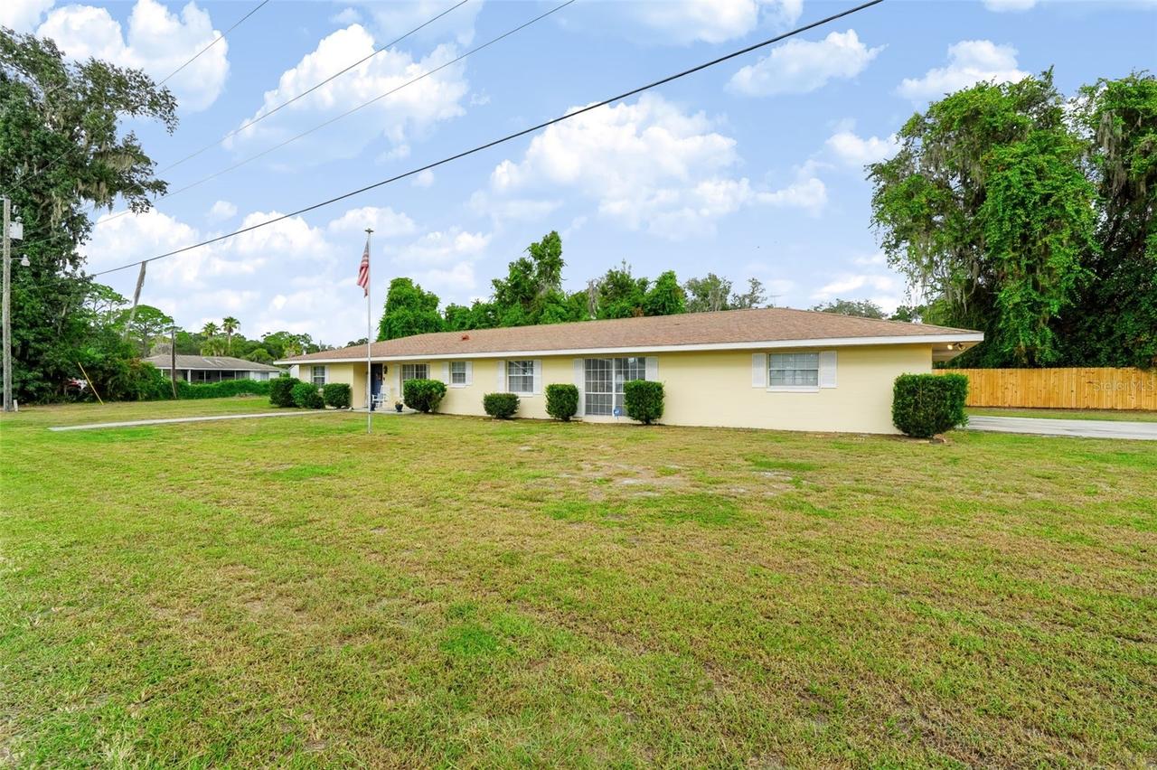 12394 SE 139th Ave., Ocklawaha, FL 32179