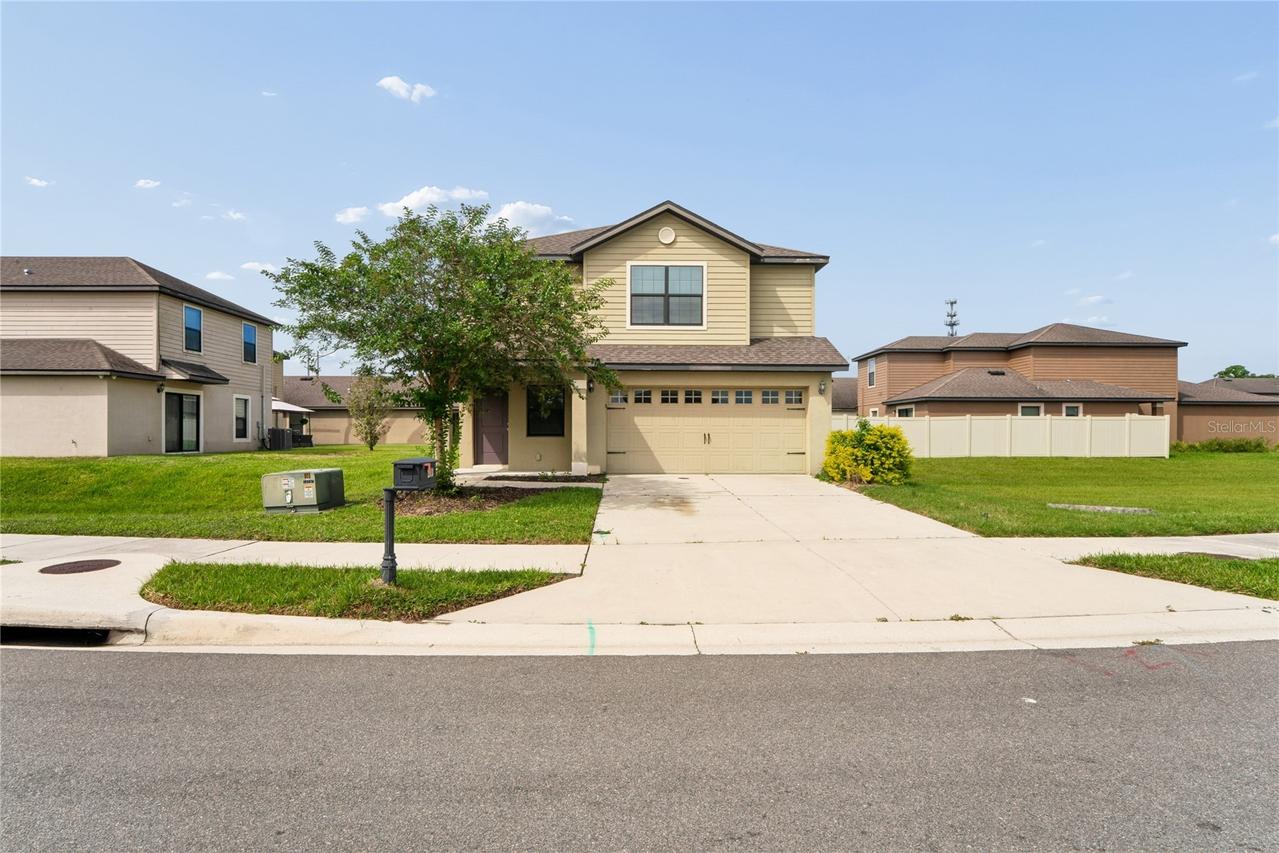 2513 Caspian Dr., Lakeland, FL 33805