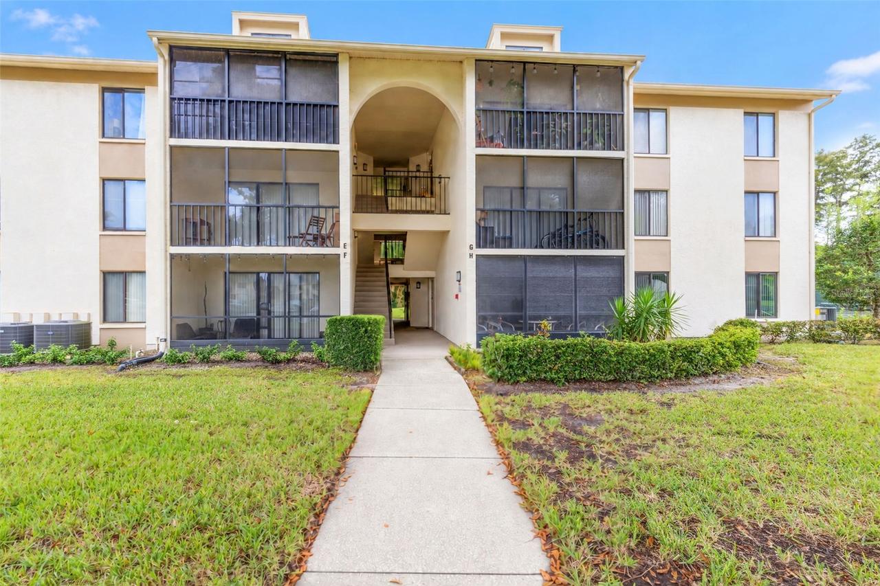 3188 Lake Pine Way #F1, Tarpon Springs, FL 34688
