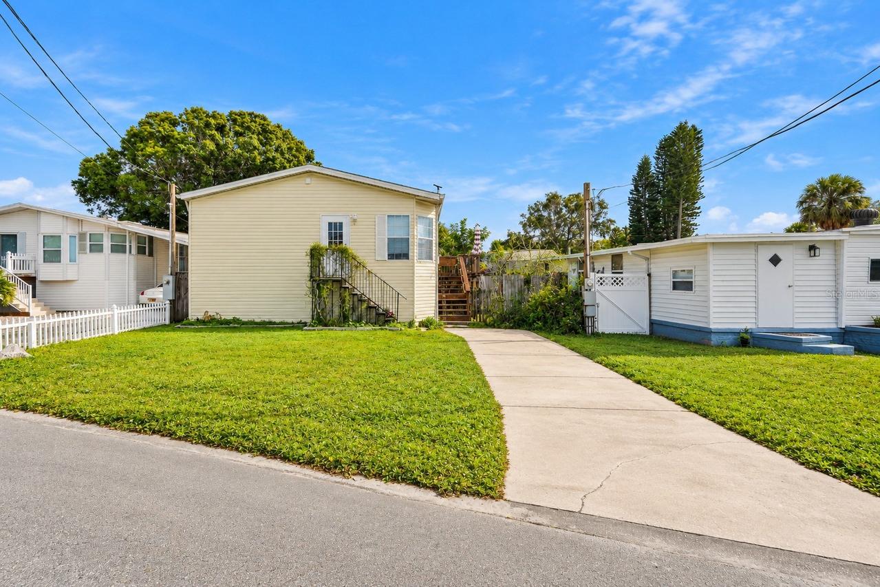 804 River View Ln., Tarpon Springs, FL 34689