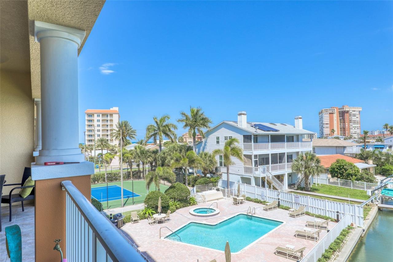17715 Gulf Blvd. #303, Redington Shores, FL 33708