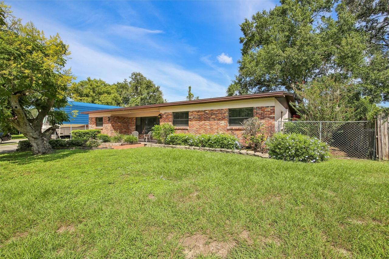 512 White Oak Ave., Brandon, FL 33510