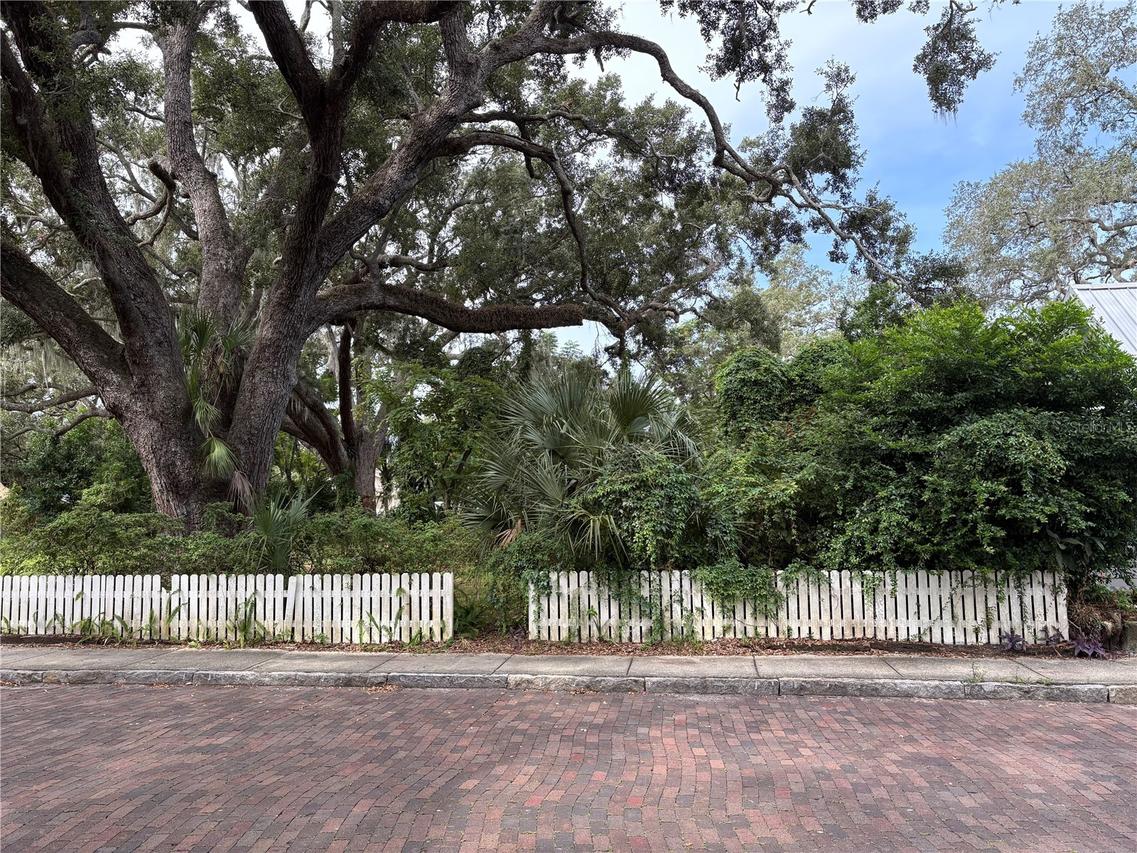 225 2nd Ave., Safety Harbor, FL 34695