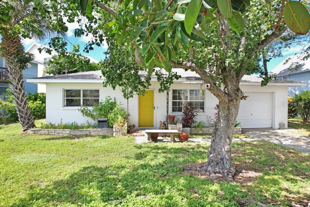 388 12th Ave., Indian Rocks Beach, FL 33785