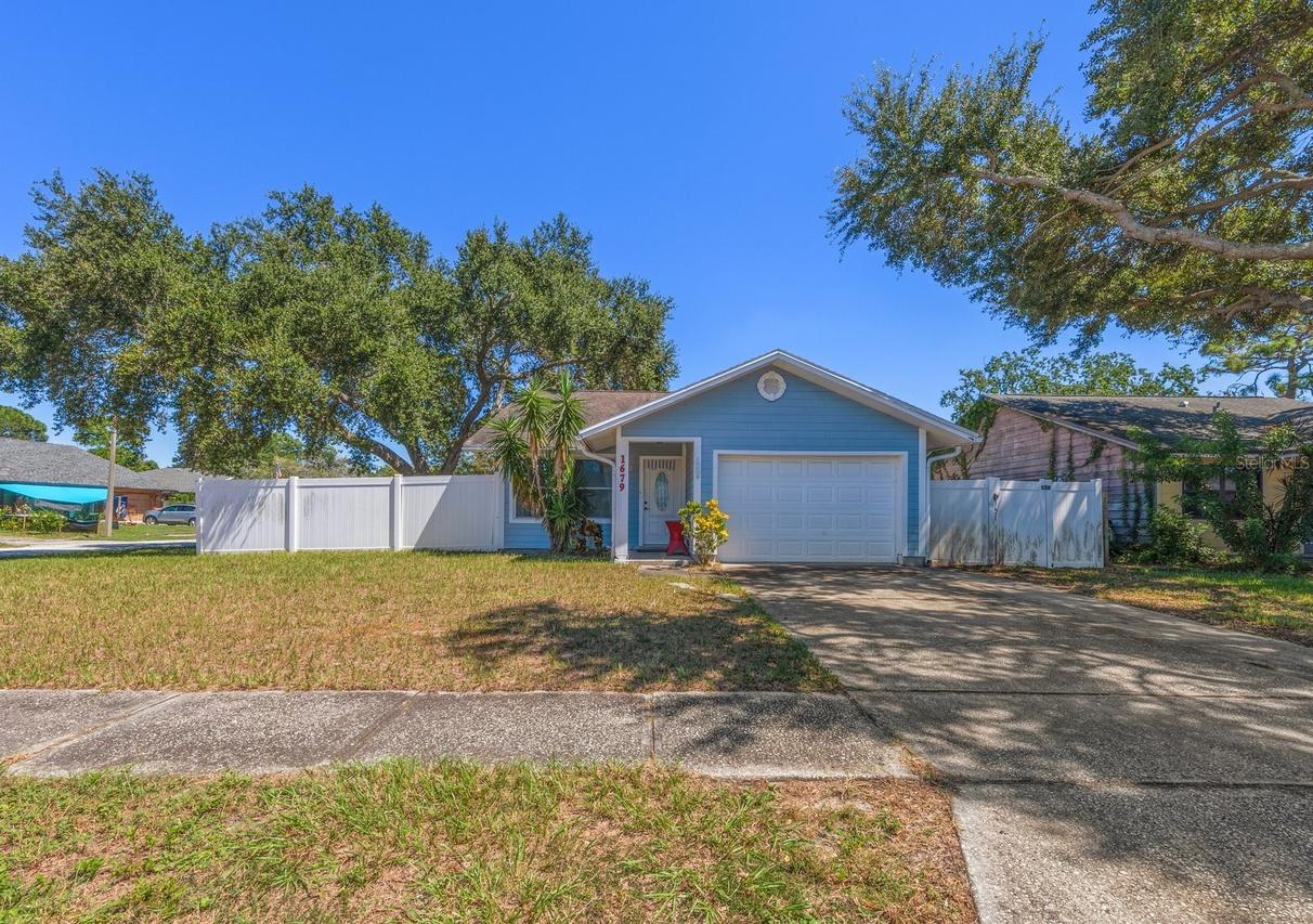 1679 Needles Ln., Largo, FL 33771