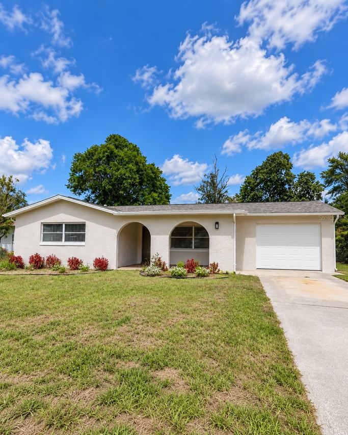 3 Kansas St., Beverly Hills, FL 34465