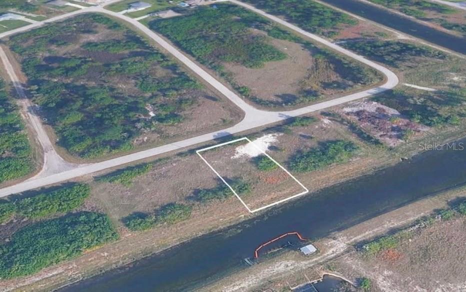 182 Preston St., Lehigh Acres, FL 33974