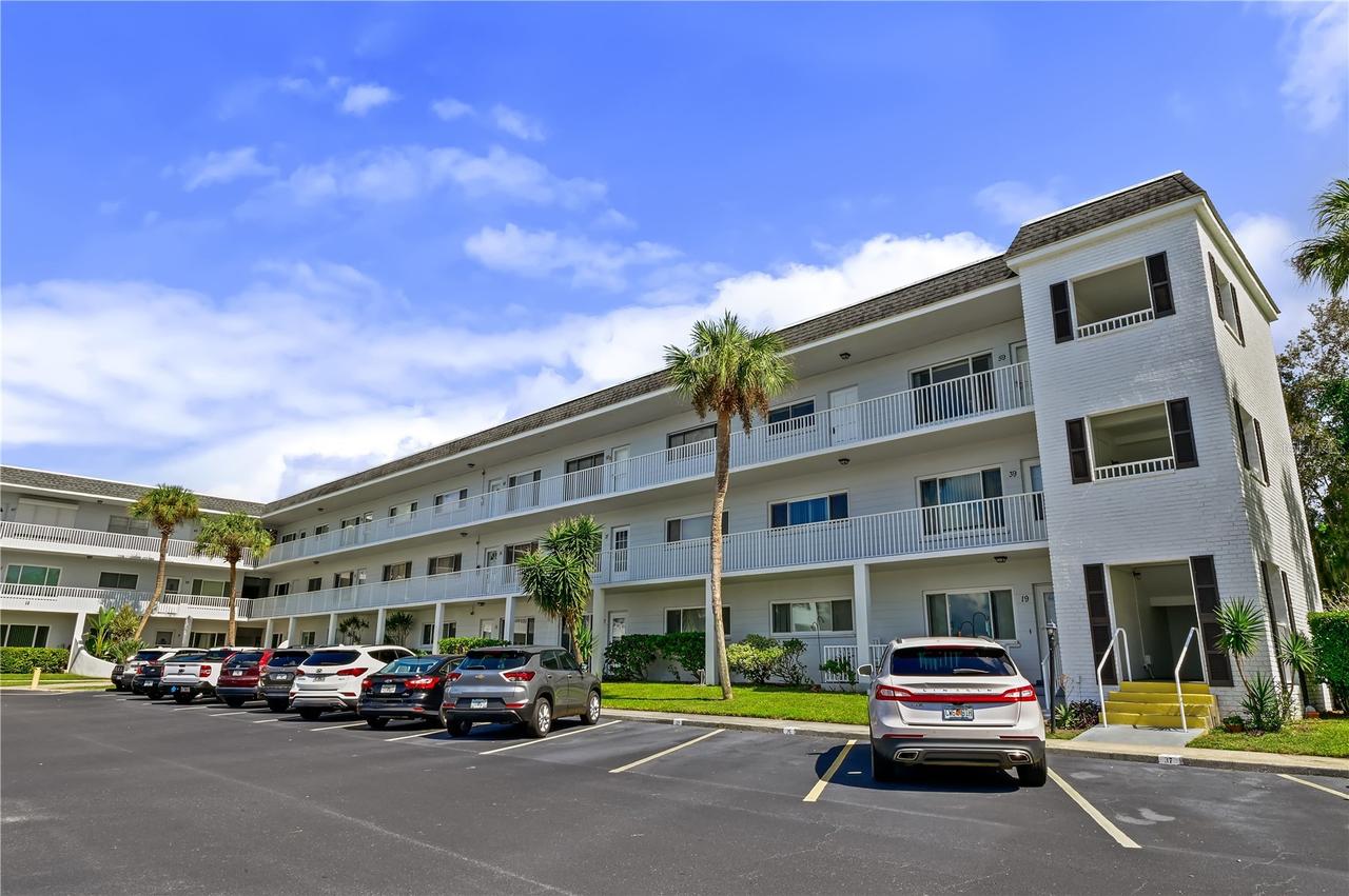 2001 World Parkway Blvd. #59, Clearwater, FL 33763