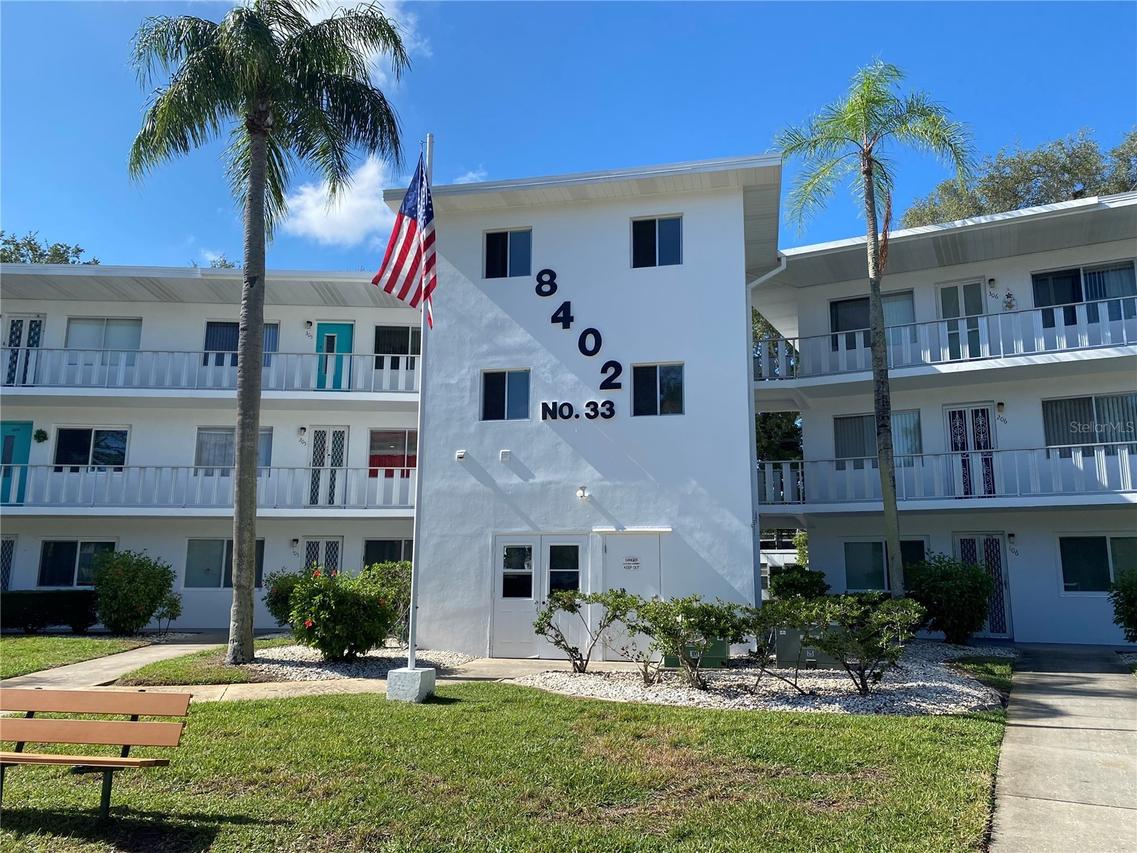 8402 111th St. #106, Seminole, FL 33772