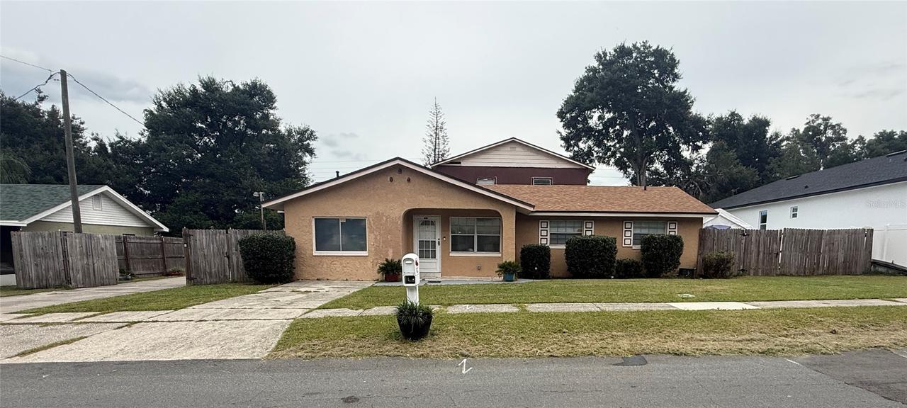 1607 Wright Dr., Lakeland, FL 33805