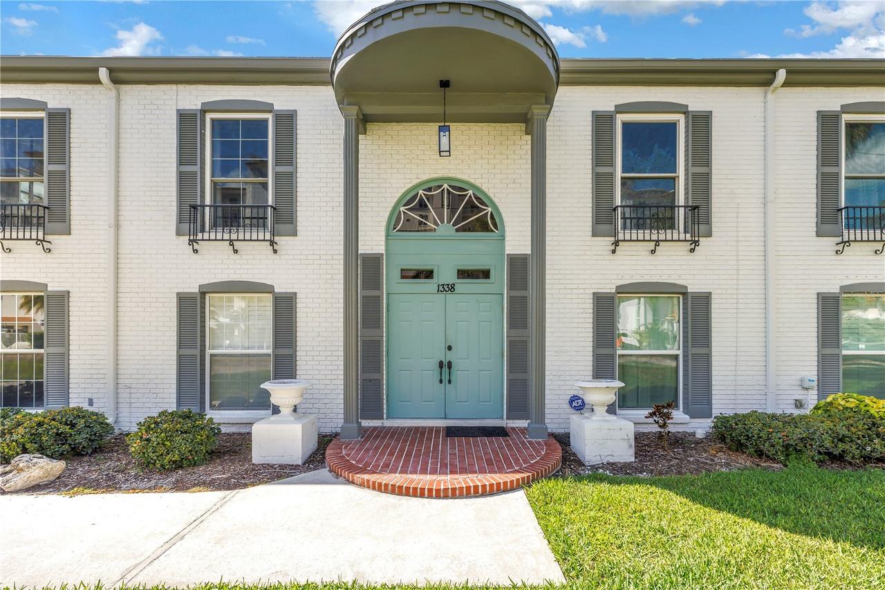 1338 Snell Isle Blvd. #1, St Petersburg, FL 33704