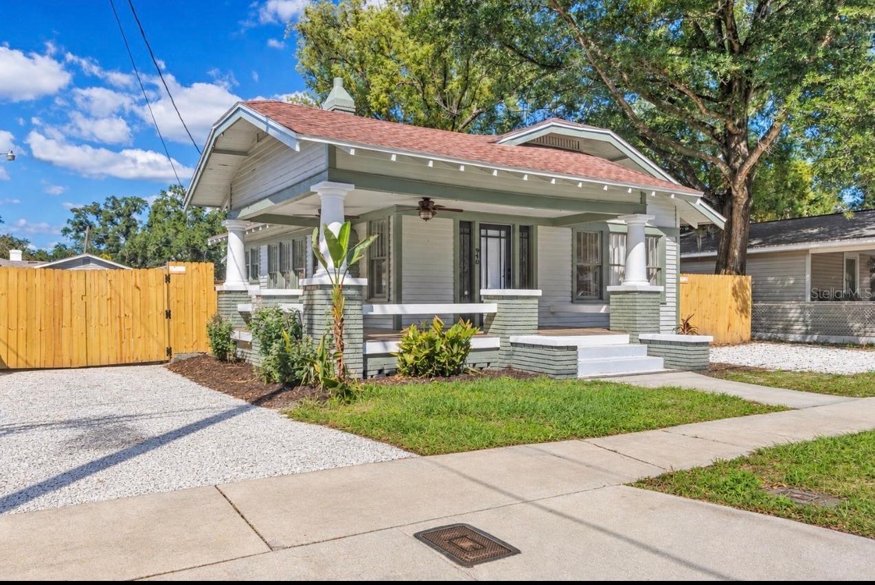 910 E North Bay St., Tampa, FL 33603