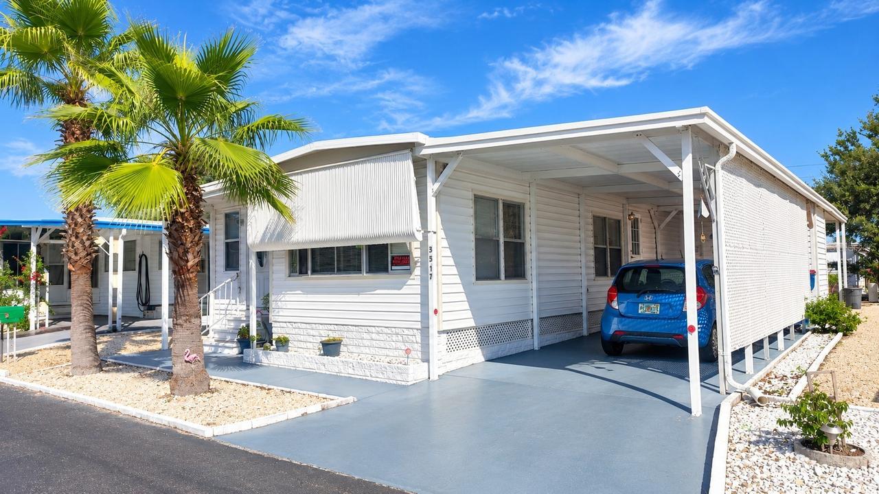 3517 Tiki Dr., Holiday, FL 34691