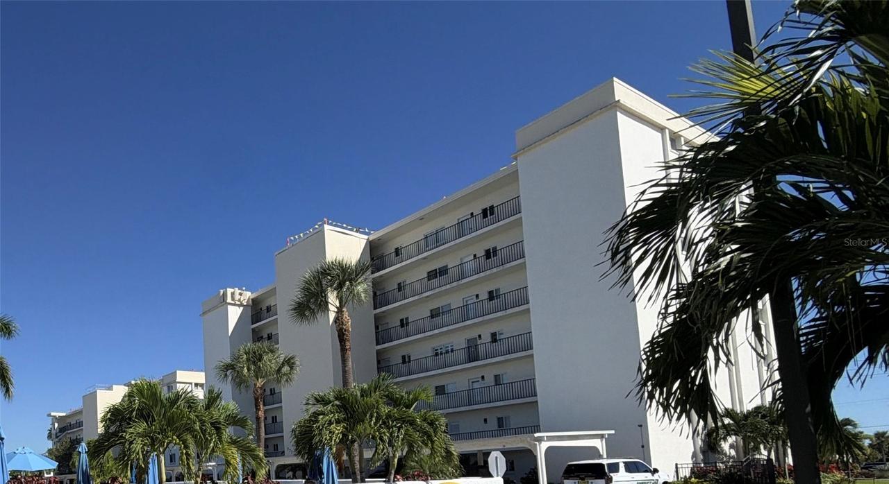 777 Beach Rd. #1E, Sarasota, FL 34242
