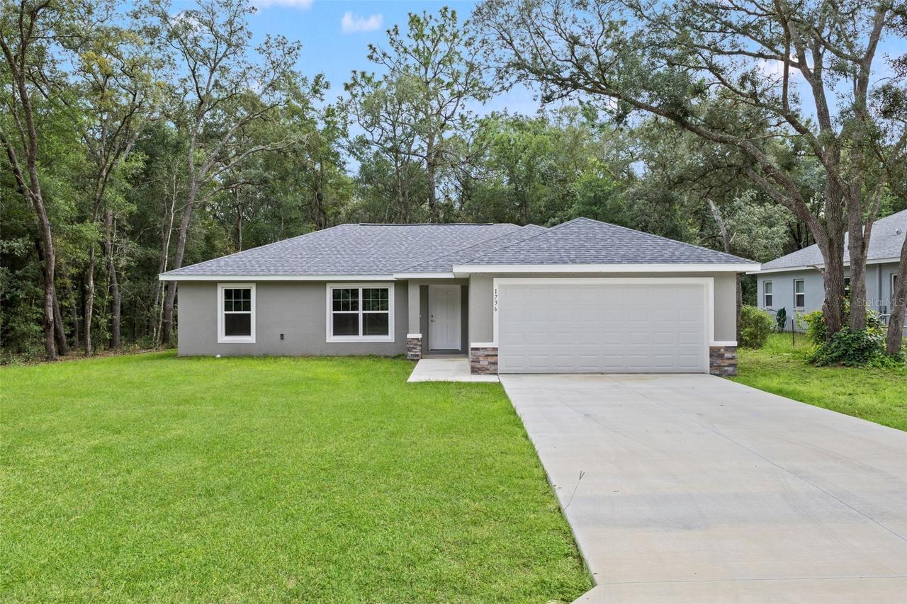 1736 W Hall Pl., Citrus Springs, FL 34434