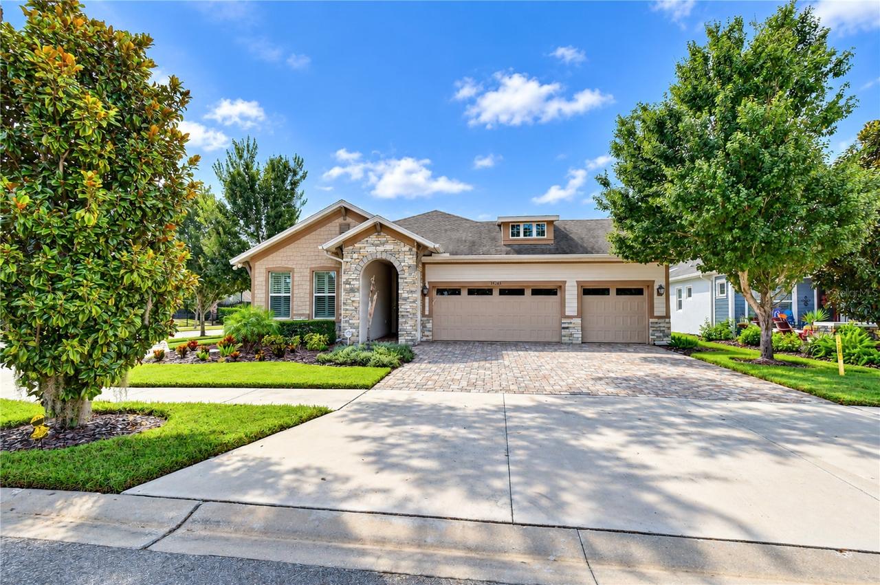 13943 Natures Reserve Dr., Lithia, FL 33547