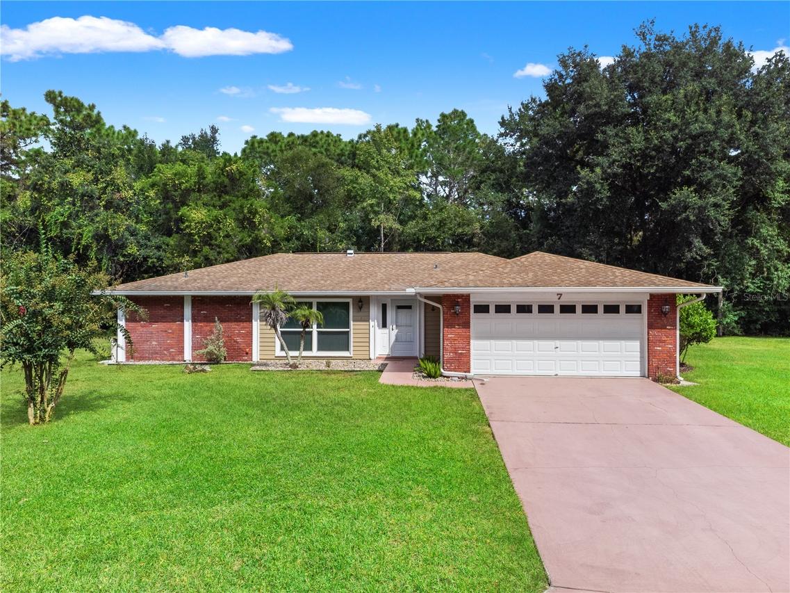 7 Douglas Ct., Homosassa, FL 34446