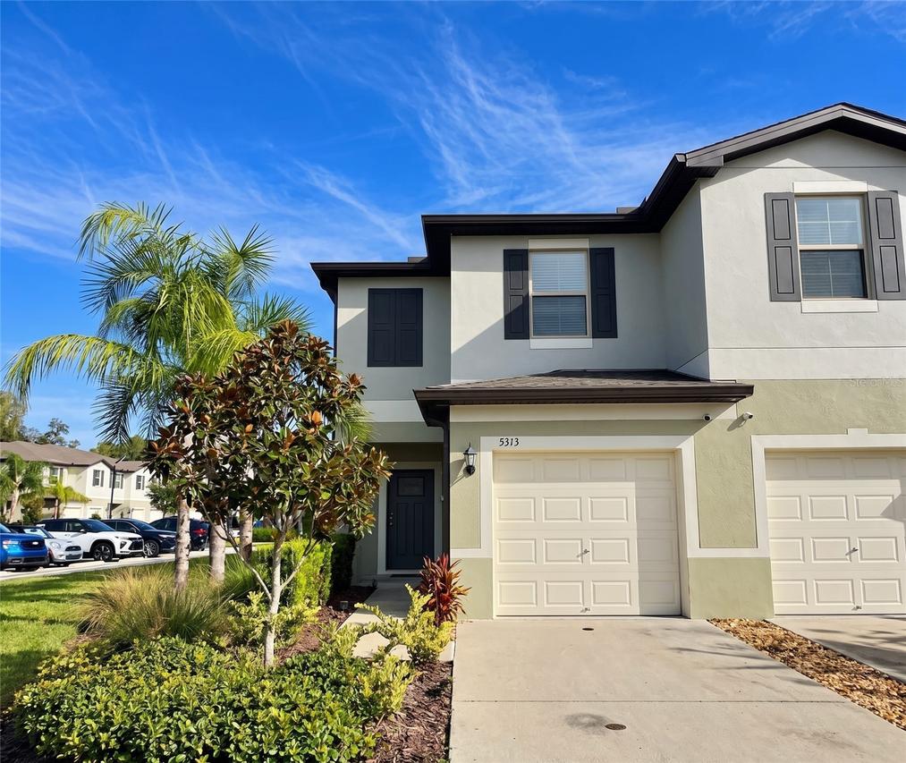 5111 Forum Blvd., Holiday, FL 34690