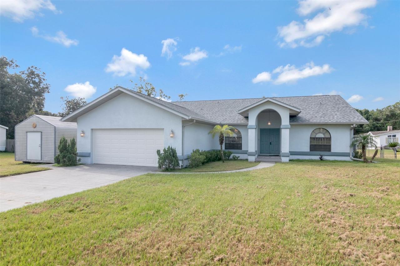 38118 Huff Dr., Zephyrhills, FL 33542