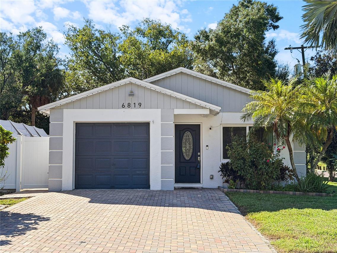 6819 S Desoto St., Tampa, FL 33616