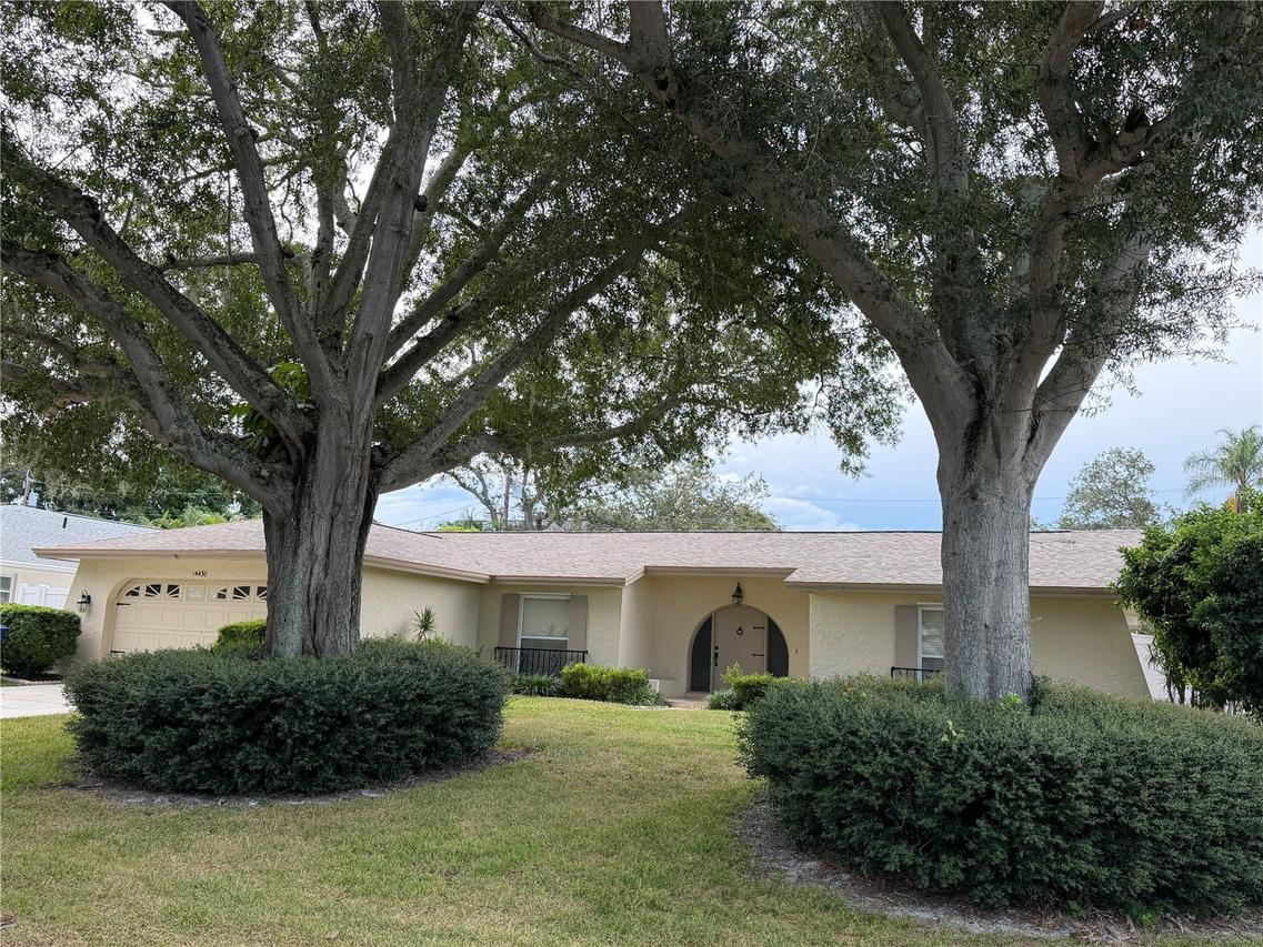 14436 Bay Hills Dr., Largo, FL 33774