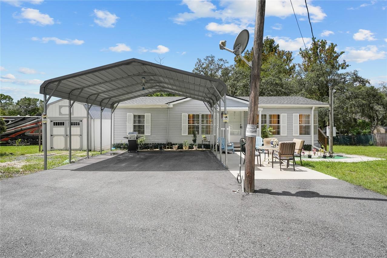 9918 Osceola Dr., Weeki Wachee, FL 34613