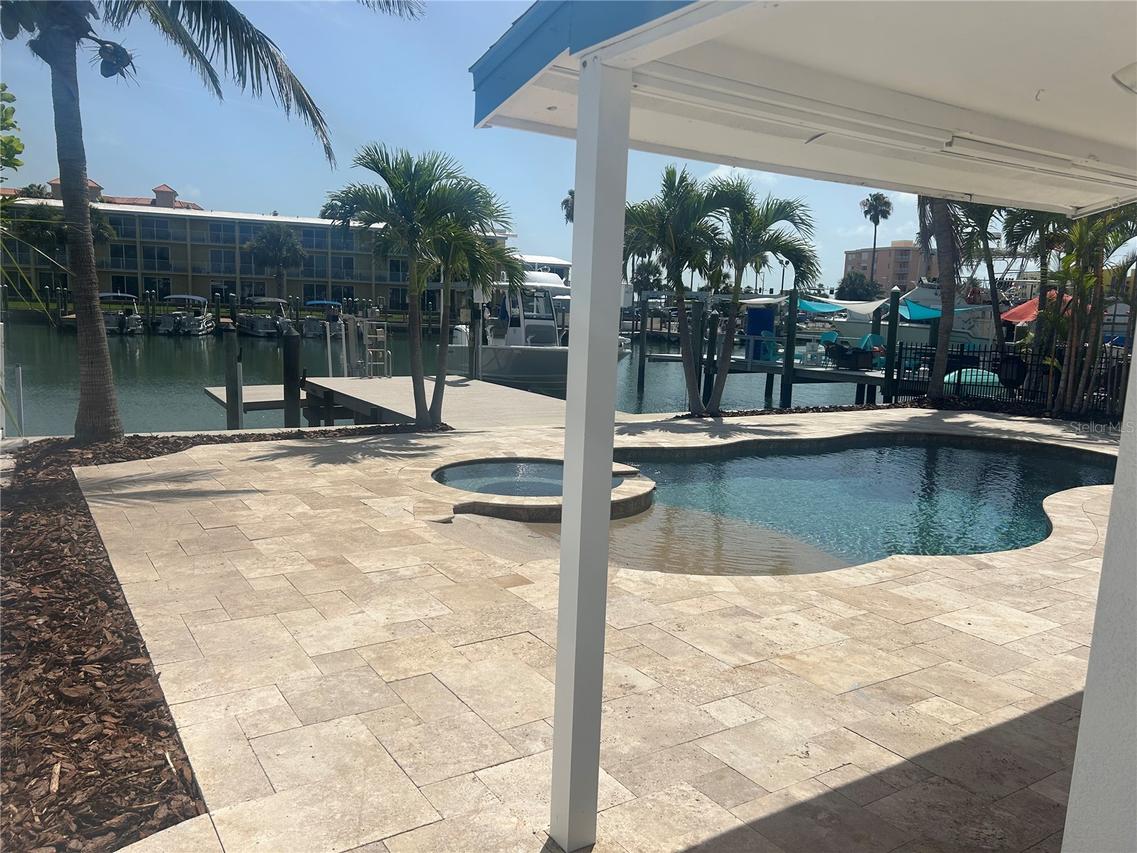 11110 1st St., Treasure Island, FL 33706