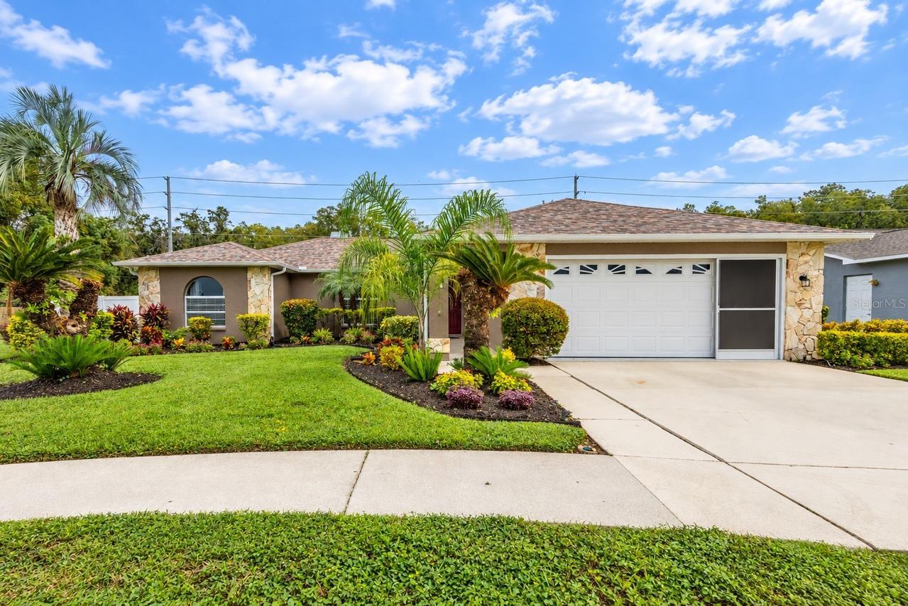 9713 Lomalinda Ct., New Port Richey, FL 34655