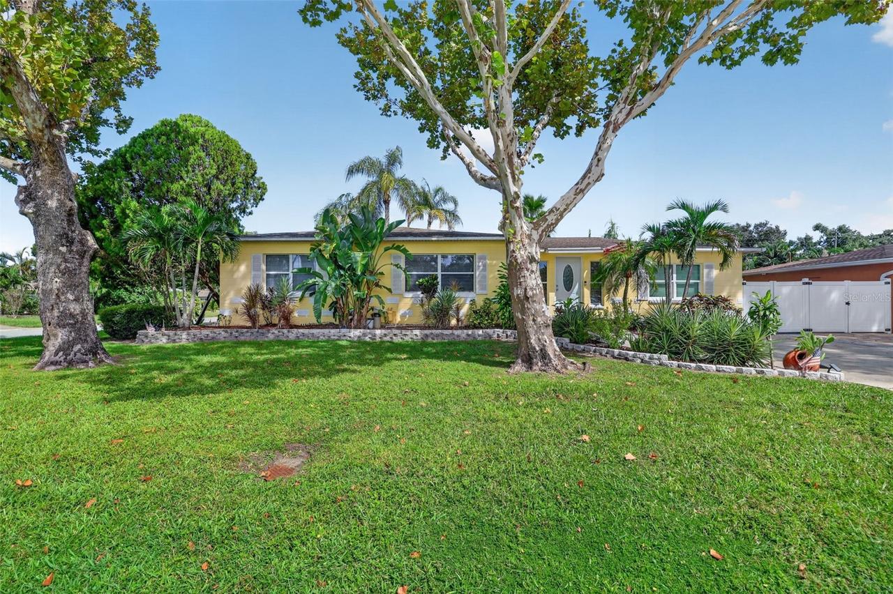 3793 Benson Ave., St Petersburg, FL 33713