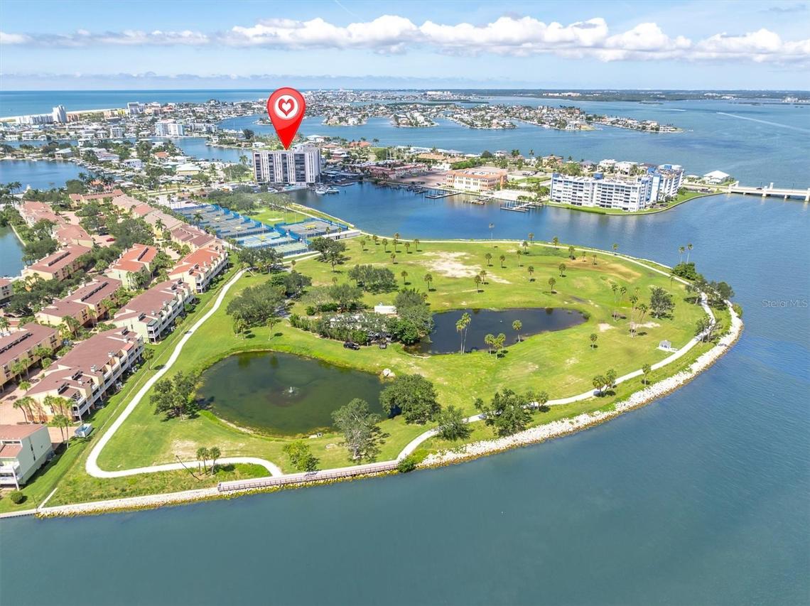 10355 Paradise Blvd. #208, Treasure Island, FL 33706
