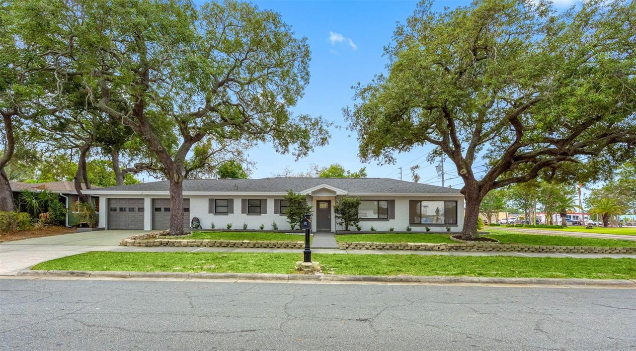 1005 Apache Tr., Clearwater, FL 33755