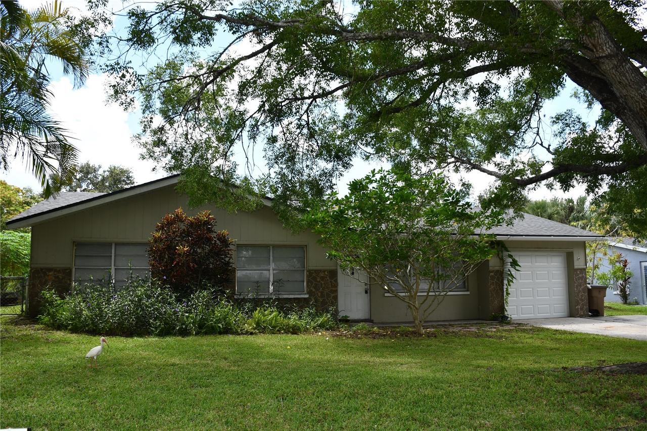 1591 Sunkist Way, Fort Myers, FL 33905
