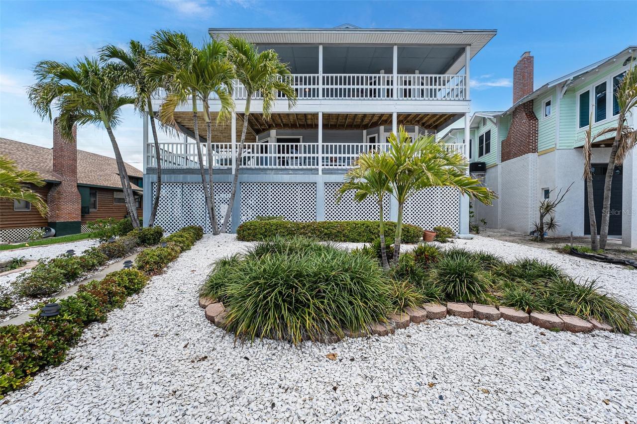 12505 Sunshine Ln., Treasure Island, FL 33706
