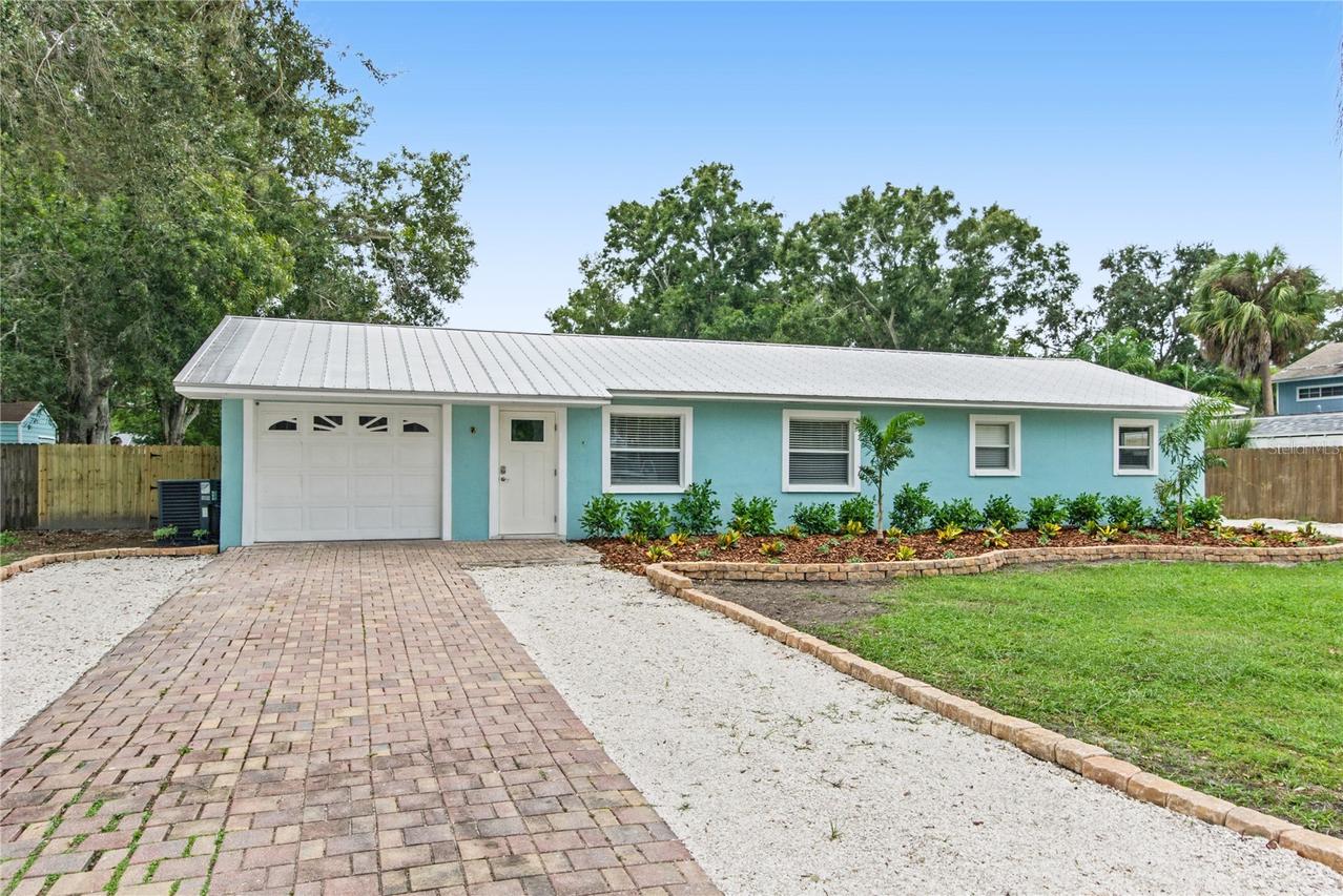 221 Ontario Ave., Crystal Beach, FL 34681