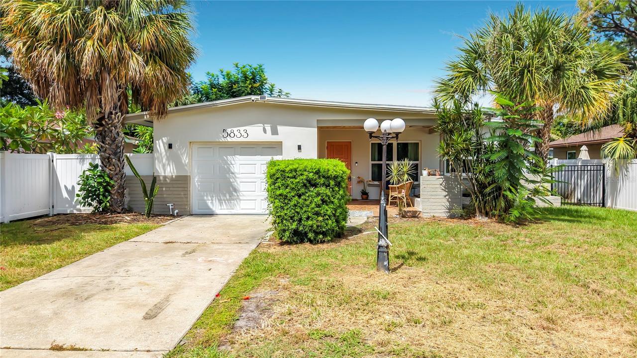 5833 Dartmouth Ave., St Petersburg, FL 33710
