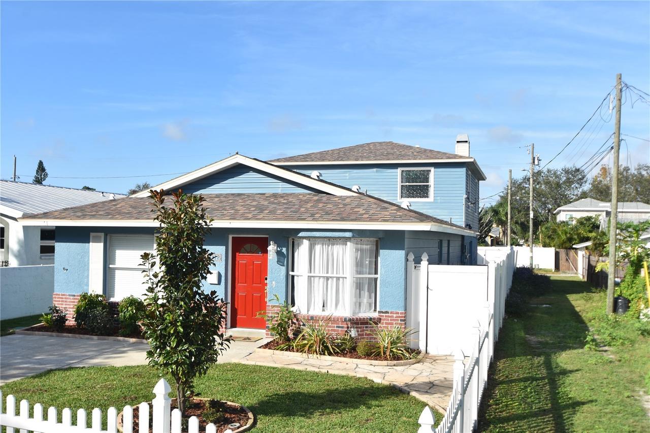 2918 10th St., St Petersburg, FL 33704