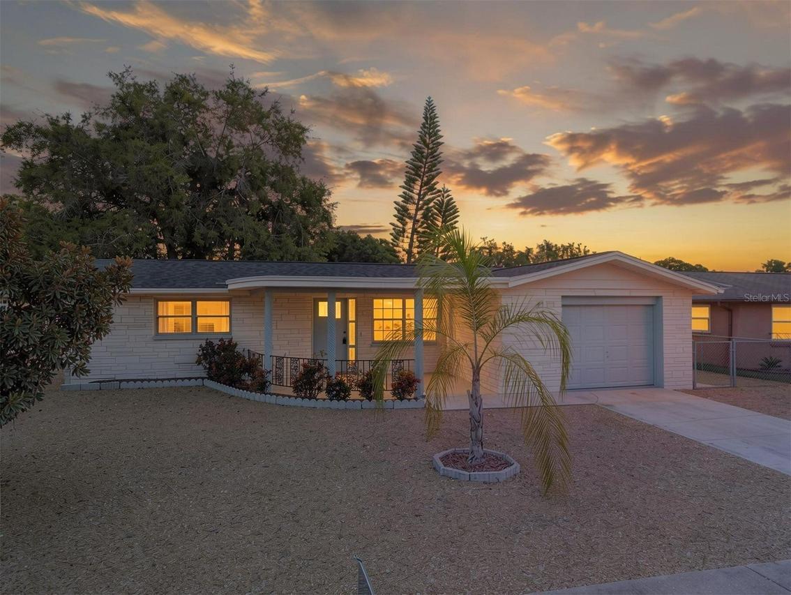 6047 9th Ave., New Port Richey, FL 34653