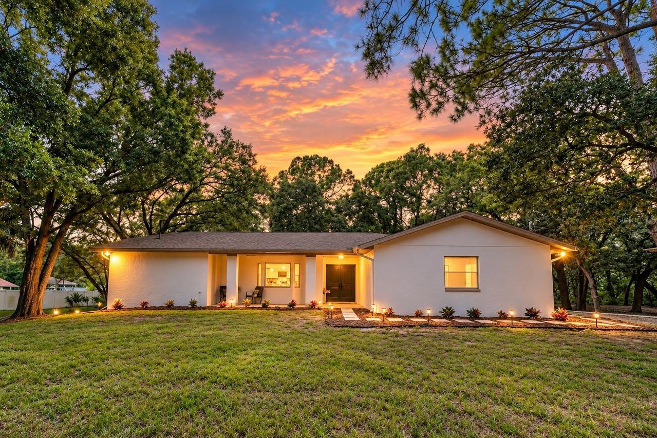 950 Waverly St., Oldsmar, FL 34677
