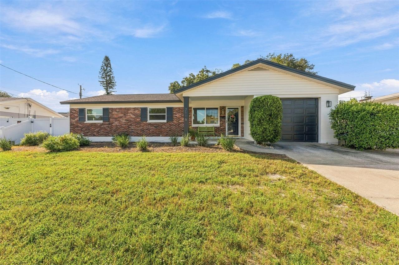 2116 W Minnehaha St., Tampa, FL 33604