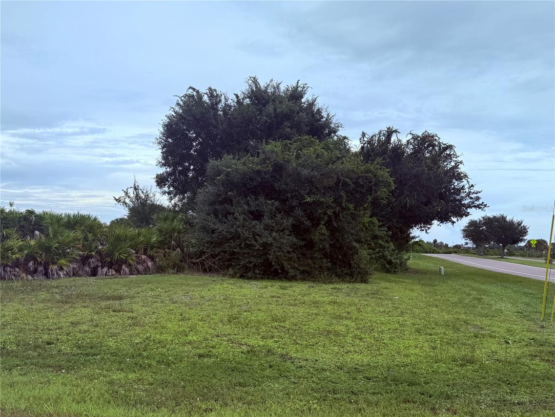 101 Wright Dr., Rotonda West, FL 33947