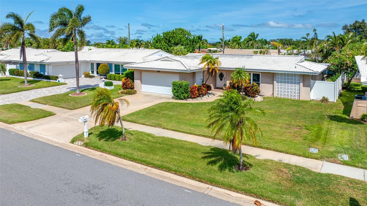 14921 Sovereign Dr., Largo, FL 33774