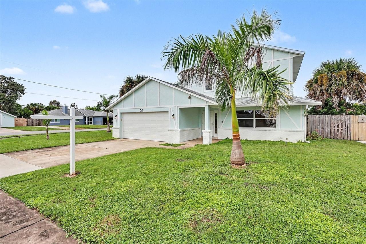 2700 Raintree Lake Cir., Merritt Island, FL 32953