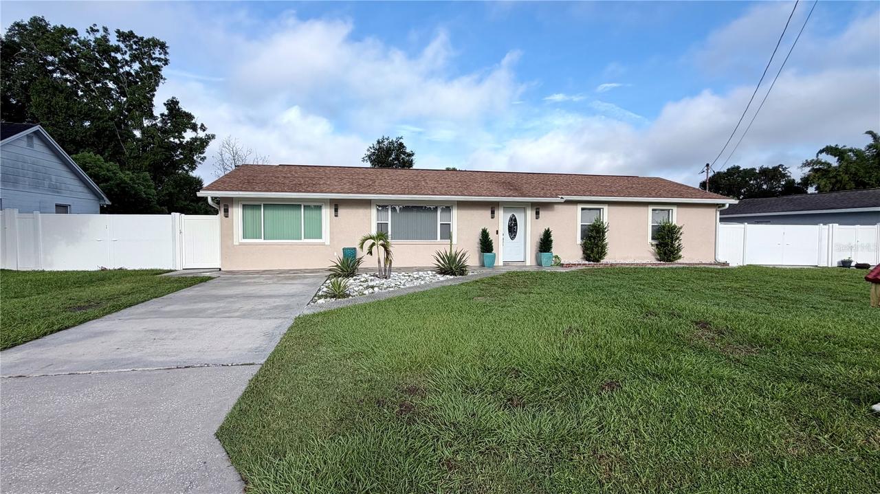 7518 Blossom Ave., Tampa, FL 33614