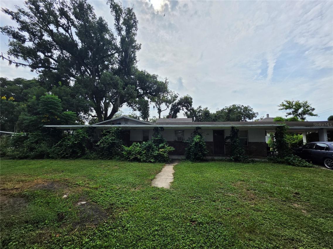38528 9th Ave., Zephyrhills, FL 33542