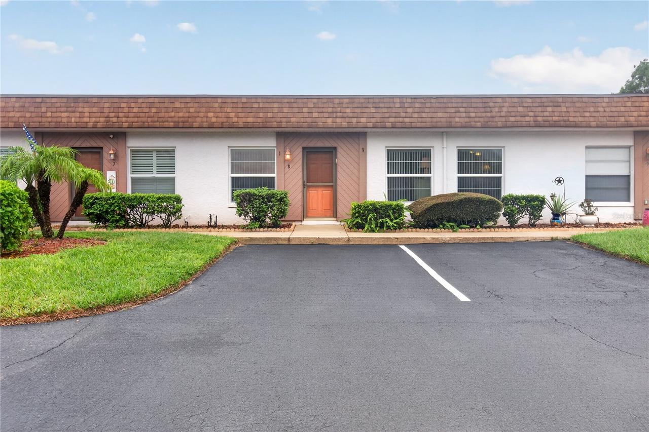 6176 Chesham Dr. #8, New Port Richey, FL 34653